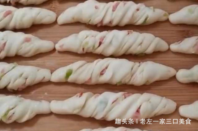 花卷|花卷新做法,有菜有肉,比包子简单,比饺子还香,一口一个,好吃