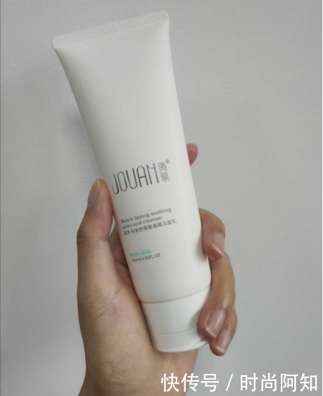 油皮|洗面奶“黑名单”盘点,很火但不好用,洗完干燥还紧绷,别用错了