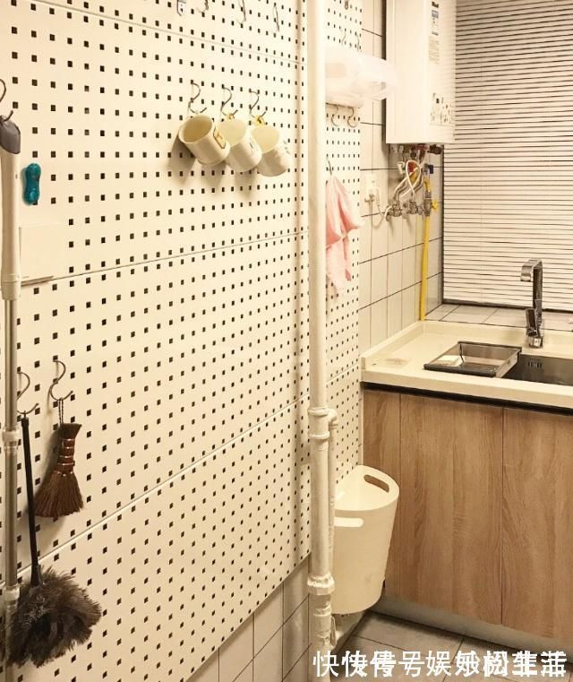 客厅|老公硬把阳台改卧室,在窗外加个“假阳台”!完工邻居都夸他机智