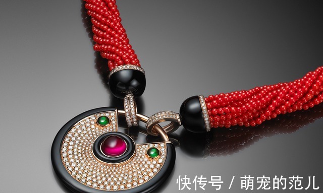 伊丽莎白·泰勒!珠宝为何可以抓住你的眼球呢珠宝的选购知识你了解了吗!