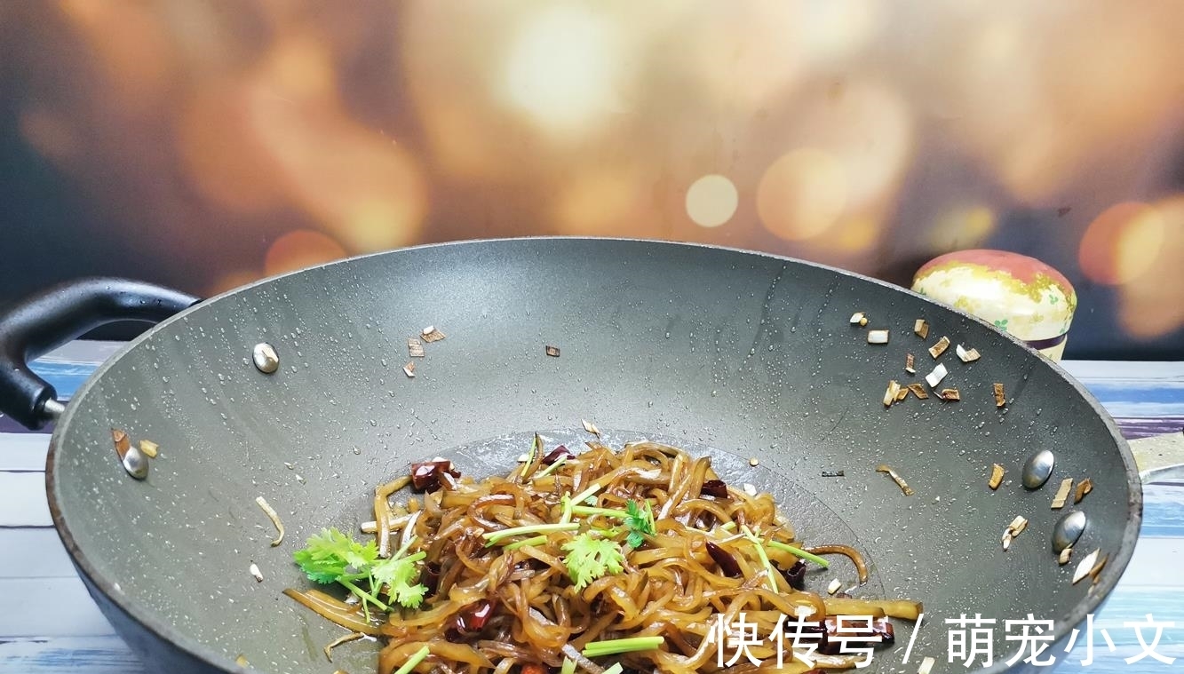 腌萝卜丝|这食材越陈旧越香，曾经家家户户的主菜，吃过的大多年逾古稀