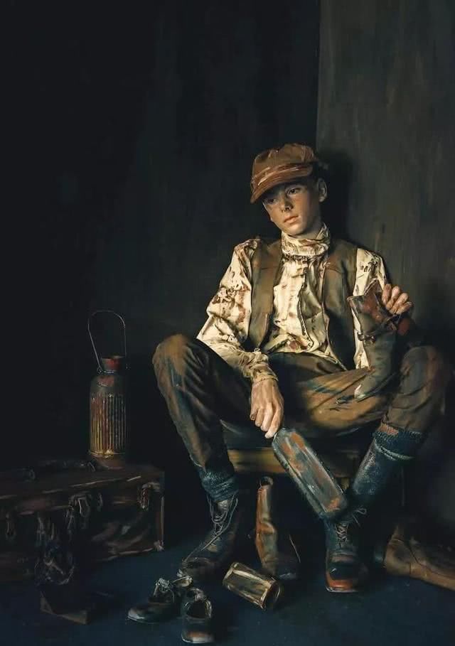 小天才!7岁天才小画家,把真人画进作品,创意堪比毕加索,获得国际认可