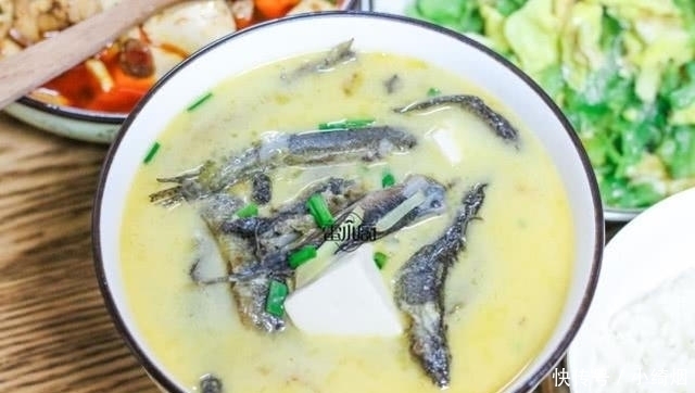 中午朋友突然串门，搜刮出冰箱所有的食材，做了8道家常菜