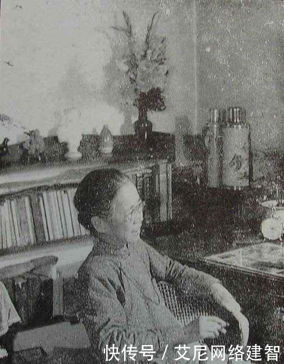 曹诚英|曹诚英:21岁爱上胡适同居三月,终生未嫁,临终遗言:焚烧书信