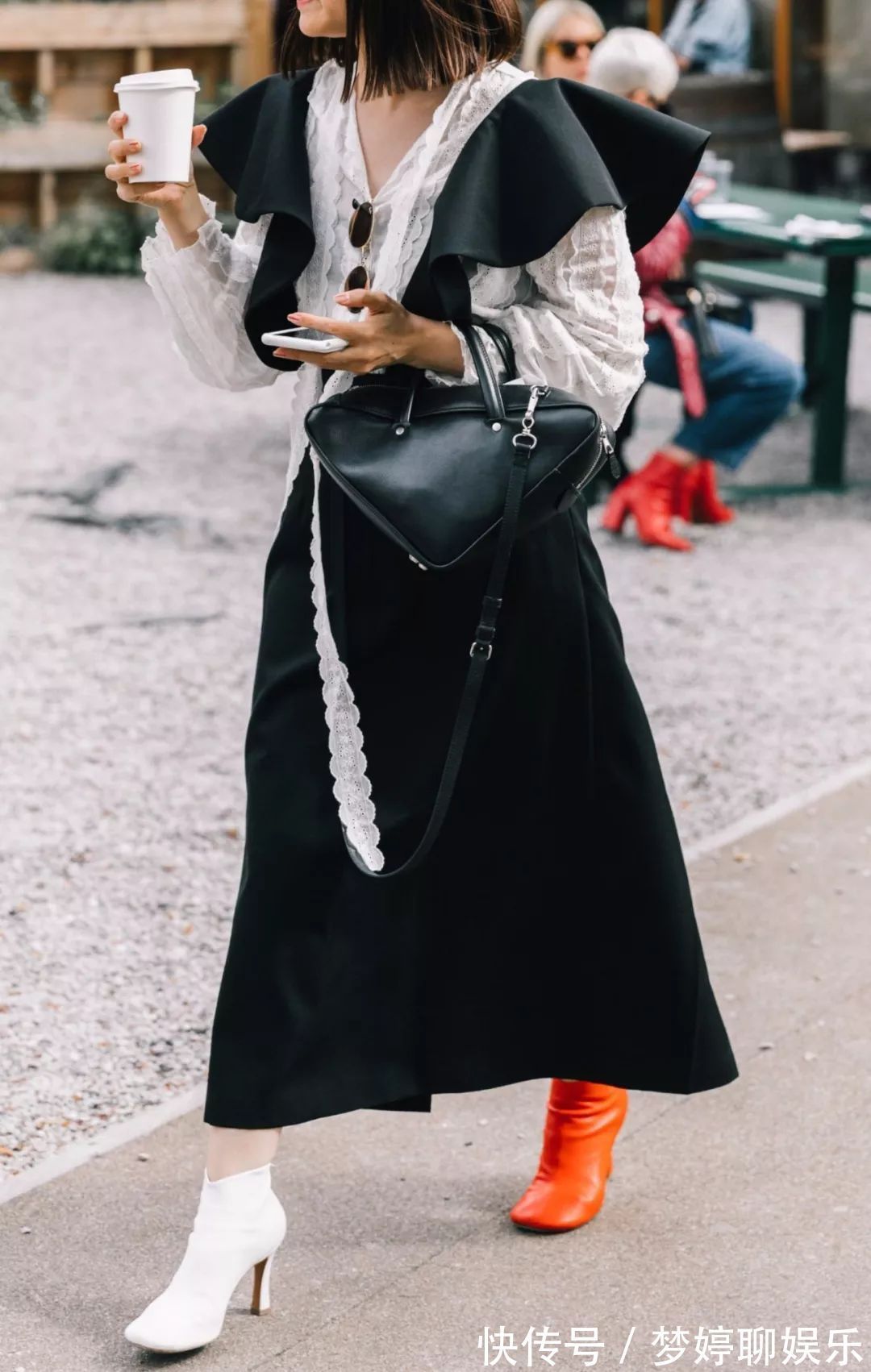 百褶裙|穿来穿去,还是衬衫+裙子最百搭时髦,一年四季都能让你美上天