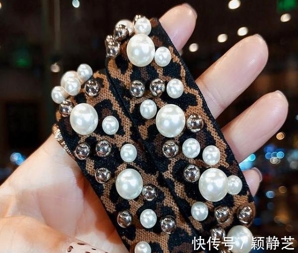 马尾|女人再穷, 也别老披头散发! 最近流行“低马尾”, 走哪都是焦点