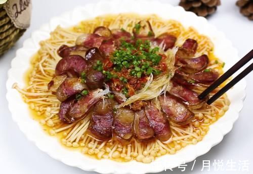 大厨教你做一道“口味金针菇”,做法简单,开胃下饭,年夜饭必备