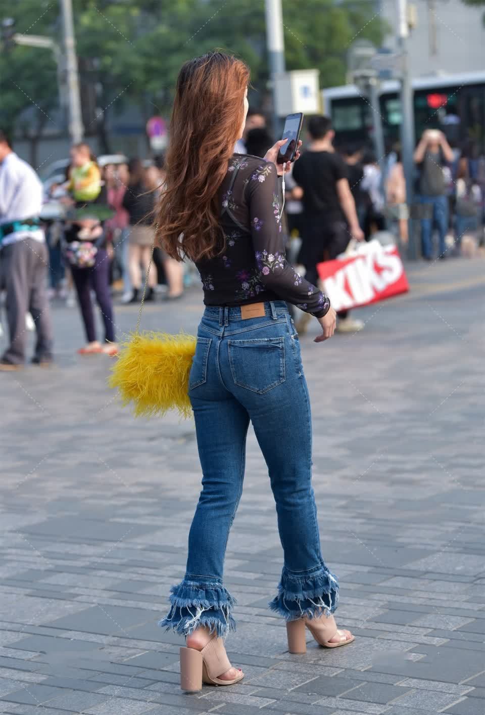 穿搭|叠穿是使用率最高的穿衣技巧,可以将单调转化为时尚耐看