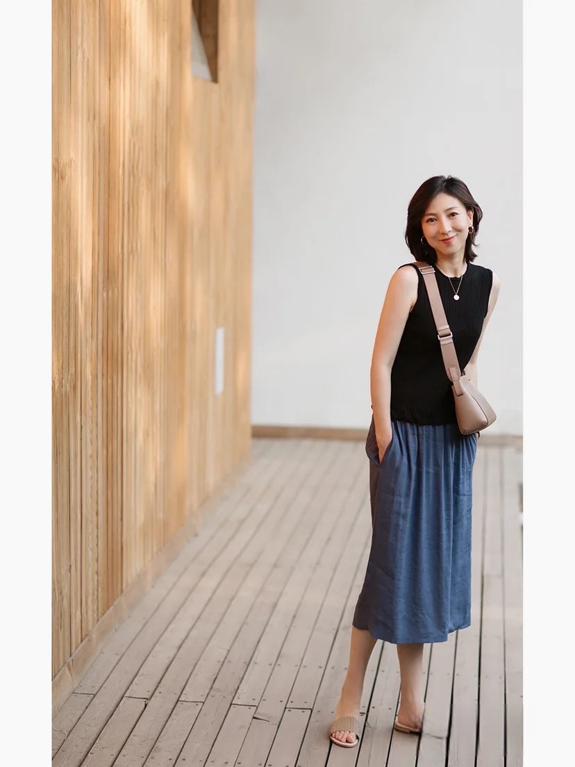 颜色|奔三奔四女性的穿搭套路，原来也可以这样穿，气质与美貌并存