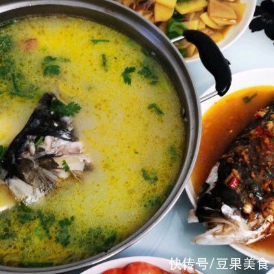 鱼头二吃-鱼头豆腐汤