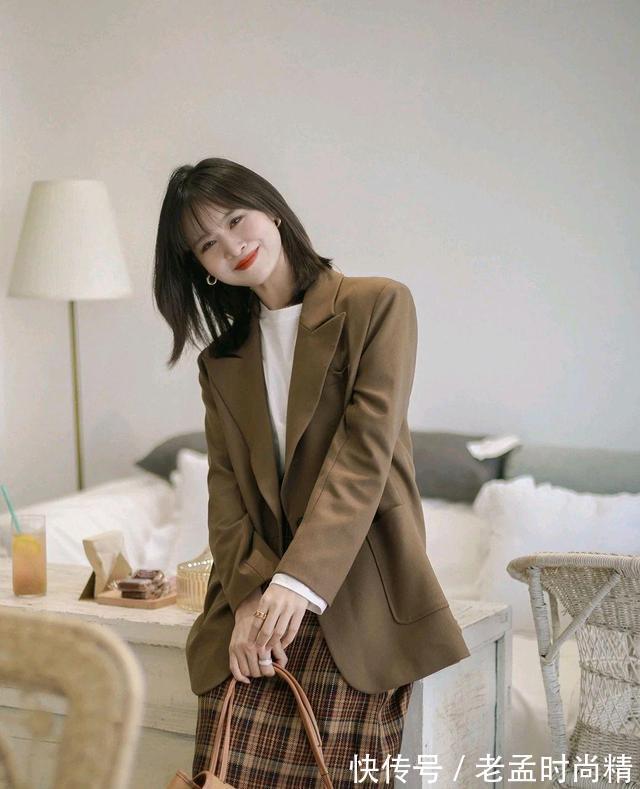 小个子 秋季穿搭需要一件合适的外套,只要穿对了,高级感满满