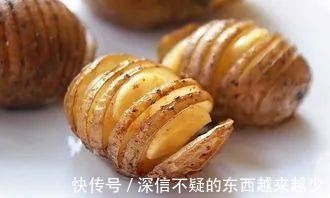 土豆炖排骨|削了皮的土豆老是变色怎么办?教你一招,直接不用担心~
