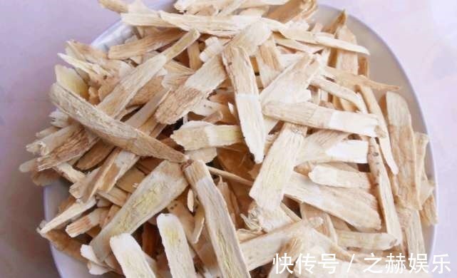 杏仁|黄芪补中益气,却不能和2个“养生佳品”同吃,会出问题的