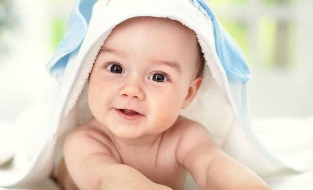 宝宝|宝宝身体有这4种症状 可能是上火 宝妈要注意早发现早治疗