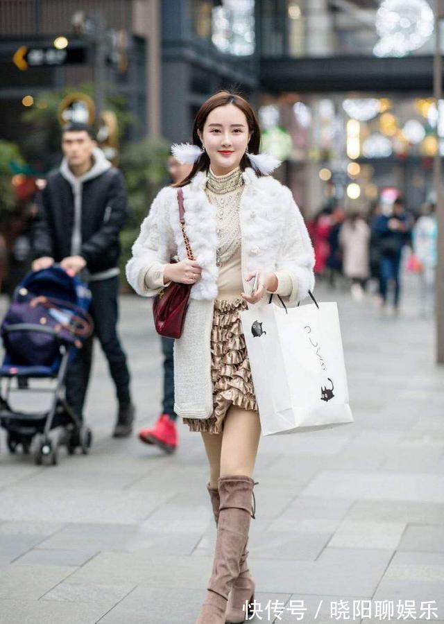 裙装 简洁时尚的裙装搭配,收放自如不紧绷,穿起来超级有魅力