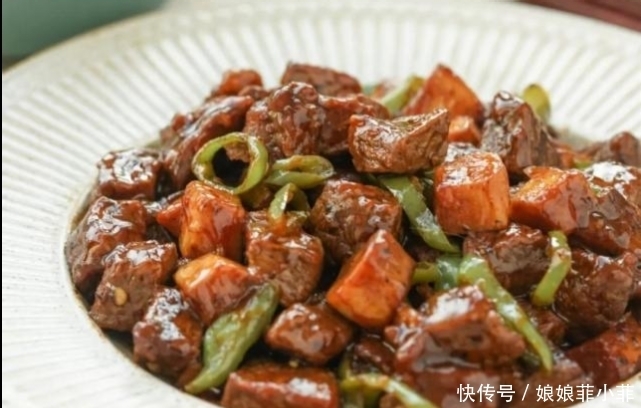 杏鲍菇|香到头掉,米饭不保,快手又下饭的硬菜系列!