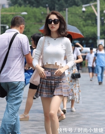 打扮|你这样的打扮,衣服是有多节俭?