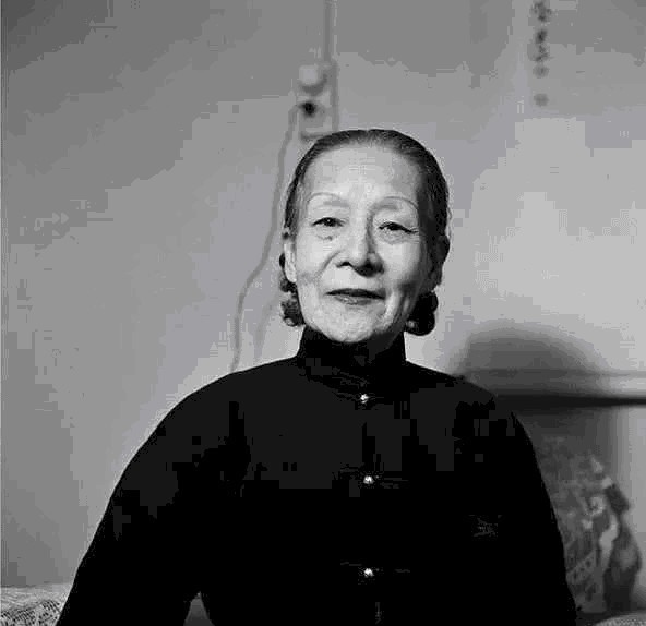 慈禧|清朝女人都长得丑？那是你没见过慈禧的贴身女官，这容貌气质实在太绝了