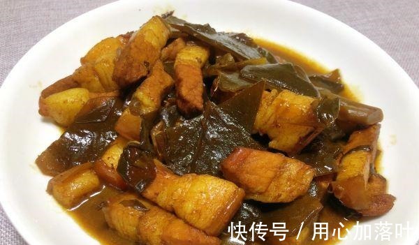 大厨|简单好吃的红烧肉炖海带,秒变大厨!