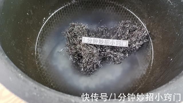 才知道,塑料饭勺小疙瘩用处这么大,卖电饭煲的永远不会告诉你
