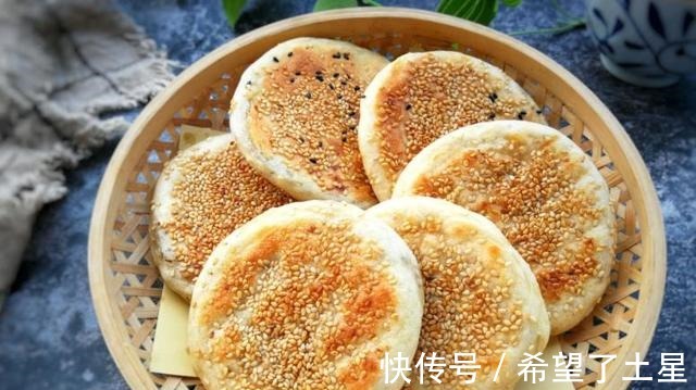 肉包子|“越吃越胖”的四种主食,凉皮上榜,榜首或许很多人天天吃!