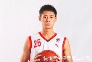 后卫线|叶鹏巩晓彬都认可他,如今回归山东男篮,后卫线有希望了?