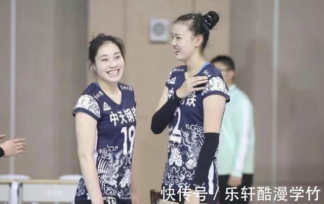 张常宁|祝福!中国排球女神公布婚讯,老公身高1米9,一身军装高颜值
