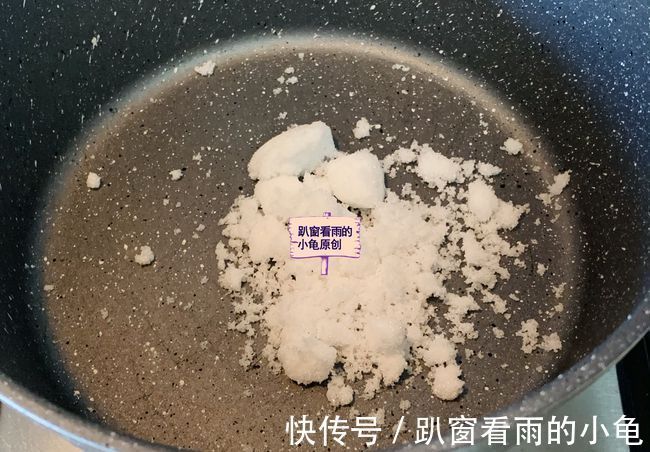 甜品|1盒牛奶,2个鸡蛋,做一碗焦糖布丁,细腻嫩滑,盘子都能舔干净