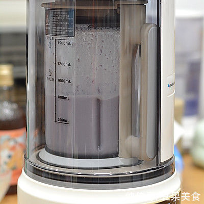 美味调剂生活，紫薯奶昔不可错过