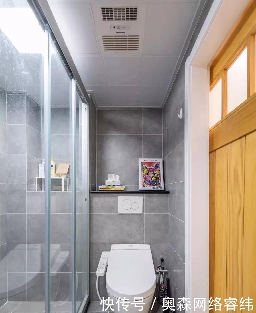 灰色|卫生间墙砖选用灰色,不仅时尚,而且还很有质感呢!