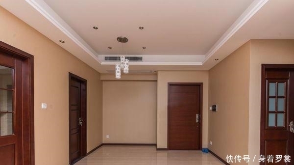 新房买了精装房, 交房时“愣住”了, 这就是所谓的“精装房”