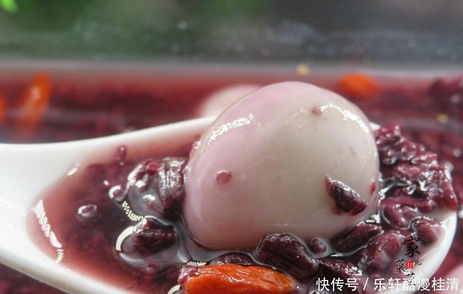 木薯淀粉|最适合女人吃的5种平民补品,它们被称为穷人的阿胶,女人要常吃