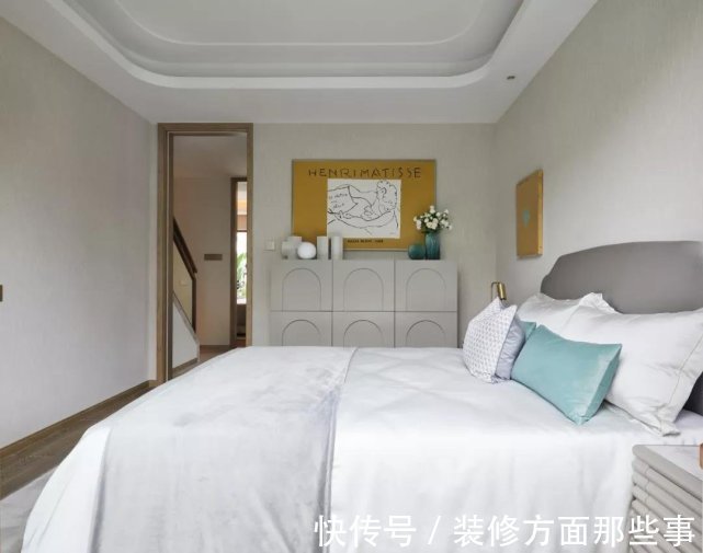 大理石|210平红色是这个家的主角结合软装,带来安全感与舒