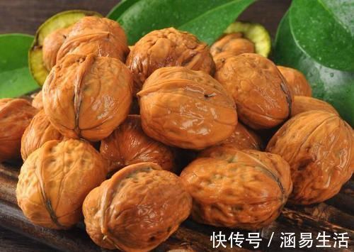 黑米|女人怀孕后,平时多吃4种食物,或能促进胎儿脑部发育,预防贫血