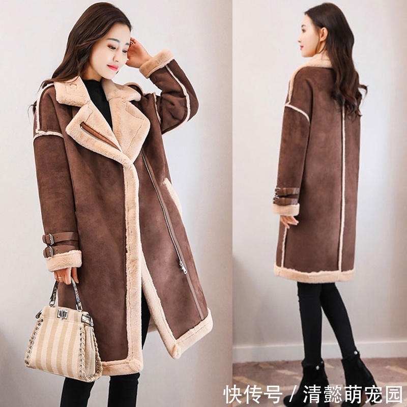 女人味 今年流行这么穿:羊羔毛外套阔腿裤,配短靴,别说,简直美上天