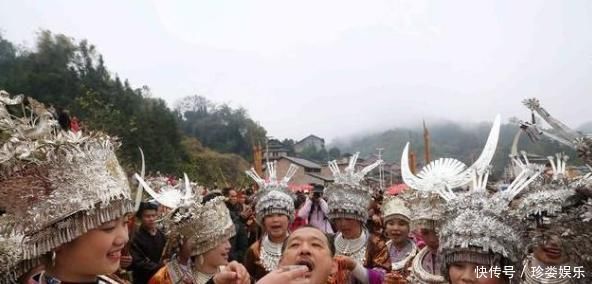 见到苗族姑娘时,有2个字最好不要提,否则容易闹笑话