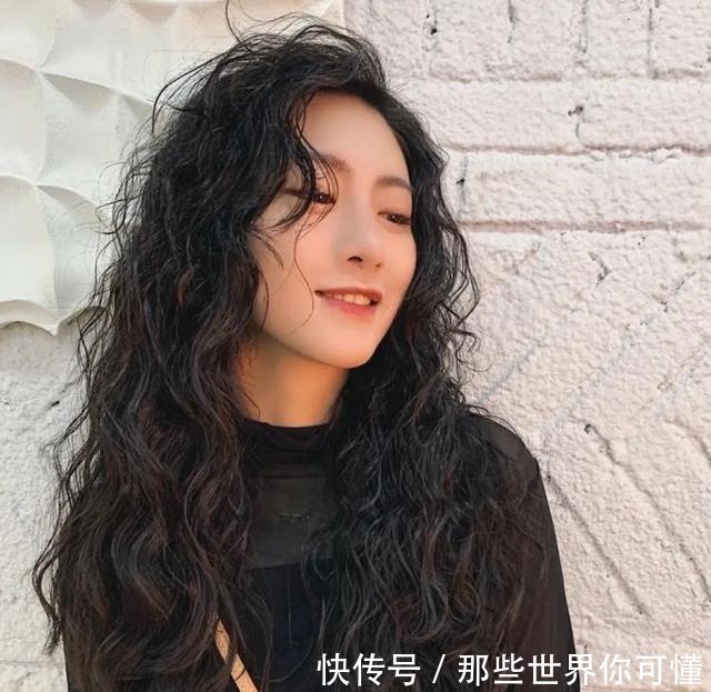 打理 今天给大家分享20款烫发免打理的发型!