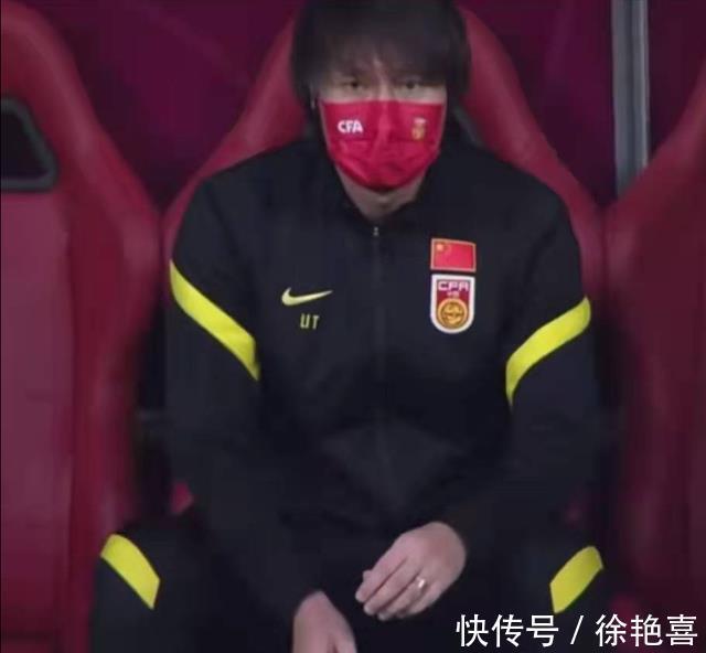 庞利|李霄鹏请来强力助手!谈执教国足的2个目标!李铁好像没这个待遇