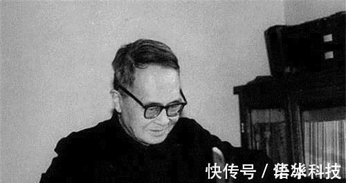 张爱玲$杨绛评价张爱玲长得难看，死要面子还爱出风头，你们太高看她了