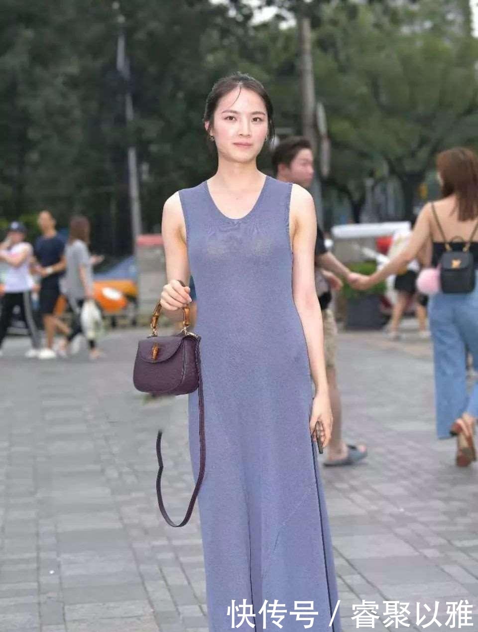 百搭色|把这款漂亮的连衣裙换上,纯净而明媚,可甜可咸