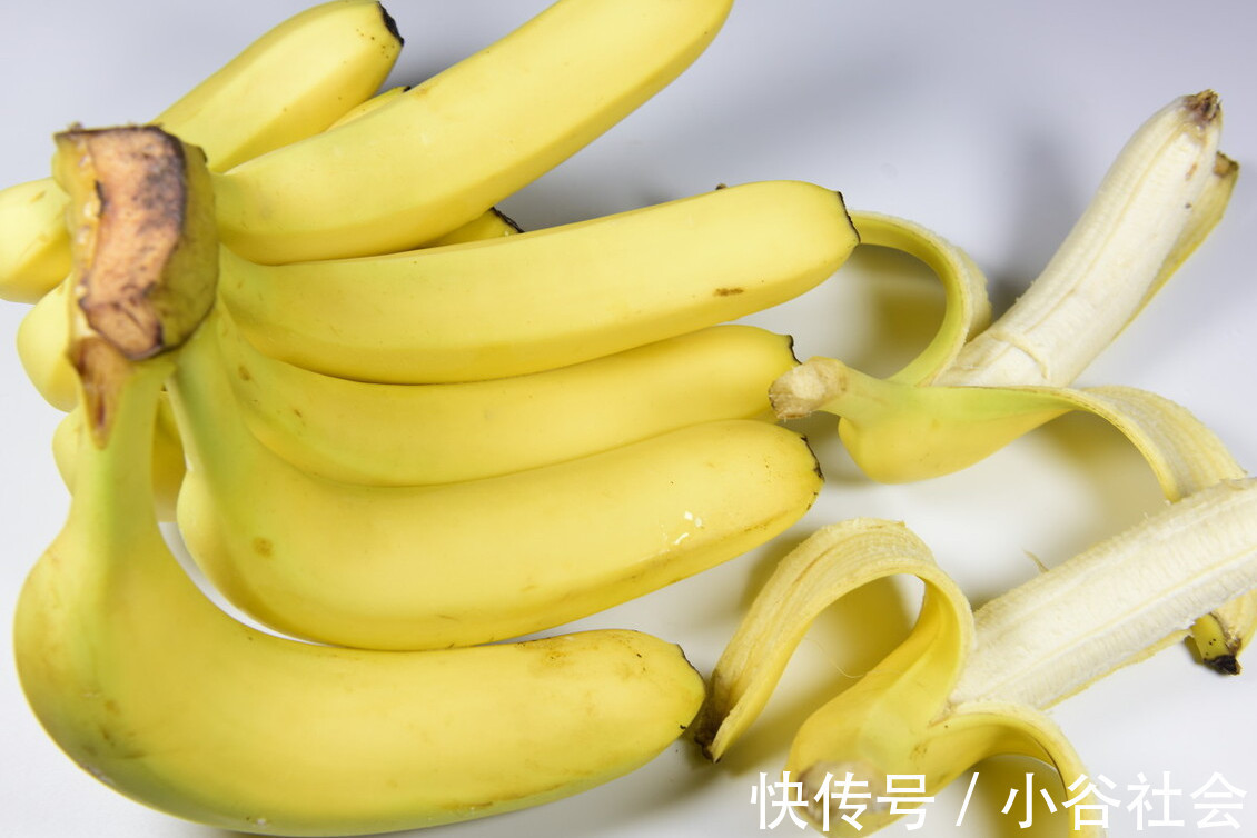 妙招|香蕉好吃却不容易保存教你一个妙招，放一周不腐烂不变黑