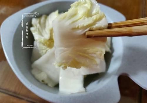  酸辣|这菜新鲜时只做配菜，泡一泡变成主角，简单一炒，酸辣脆爽特开胃