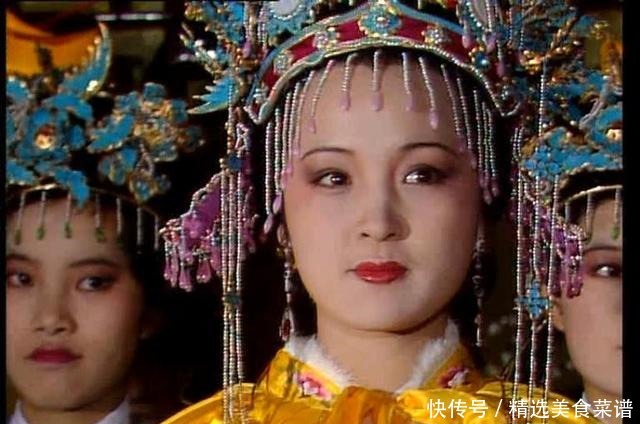 贾元妃|贾元妃在皇宫属哪个级别薛宝钗羡慕却选秀落败，冷香丸惹祸了