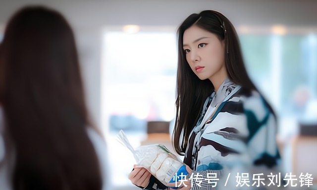 名字|“妈,房产证把我媳妇名字也加上”“不可能,你的都不加”