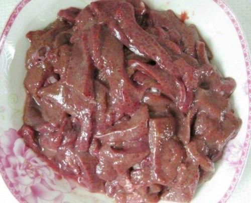 这菜6元一斤,简单炒一炒,比猪肉牛肉还养人,补益气血脸色好