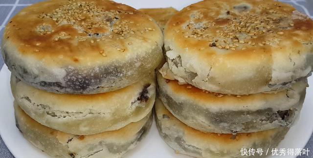 油酥|烧饼这样做才香酥，锅里烙一烙，比买的还好吃，咬一口就香酥掉渣