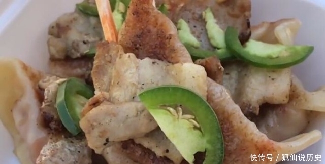 奇葩|当中国的饺子遇到吃饺子的老外,各种奇葩的吃法真的长见识了!