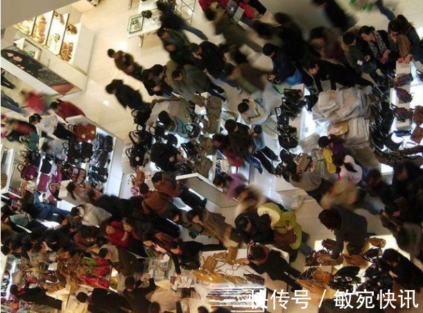 小孩子|除了“墓地”,以下3个地方也尽量少带孩子去,家长别不当回事