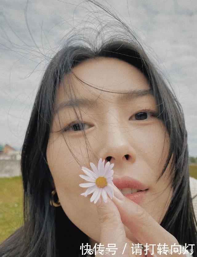 无眼影妆容的可盐可甜+省时省力,Get之后就真香了