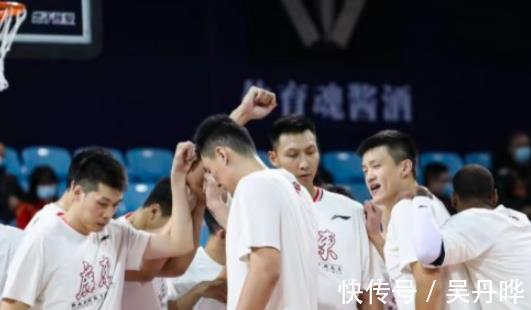 广厦|CBA新格局:辽篮锁定头名,广东冲击三甲,上海第2位置恐将难保